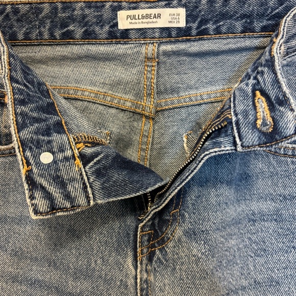 Pull & Bear Mid-Rise Wide Leg Jeans | Medium Wash | 32 in. Long | Size 6 EU - Picture 6 of 6